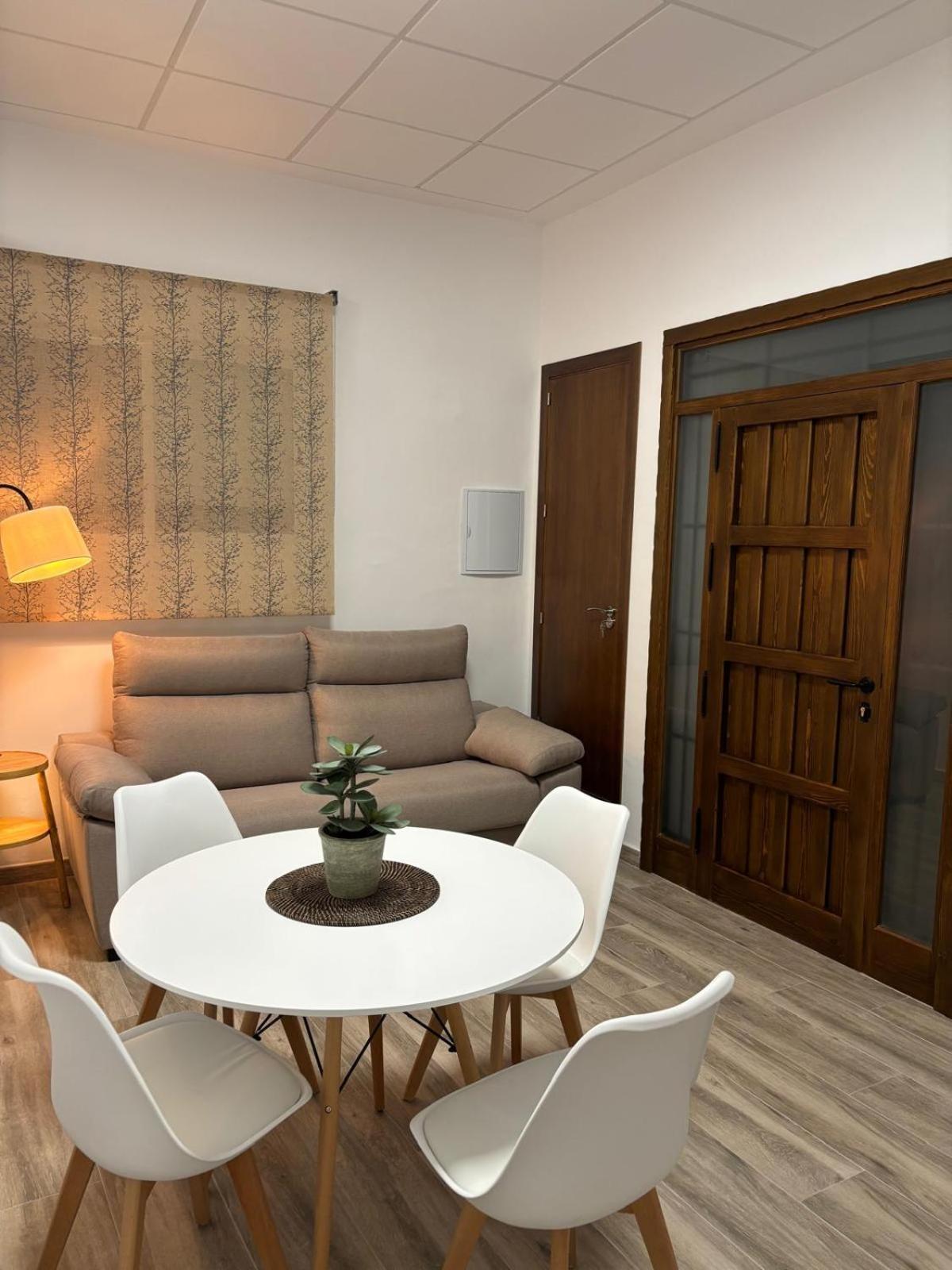 Loft Plaza Apartment *